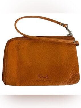 Fossil Leather Wristlet Zip 6.5”x5” Pebbled Orange Color UT Fan Fall Color